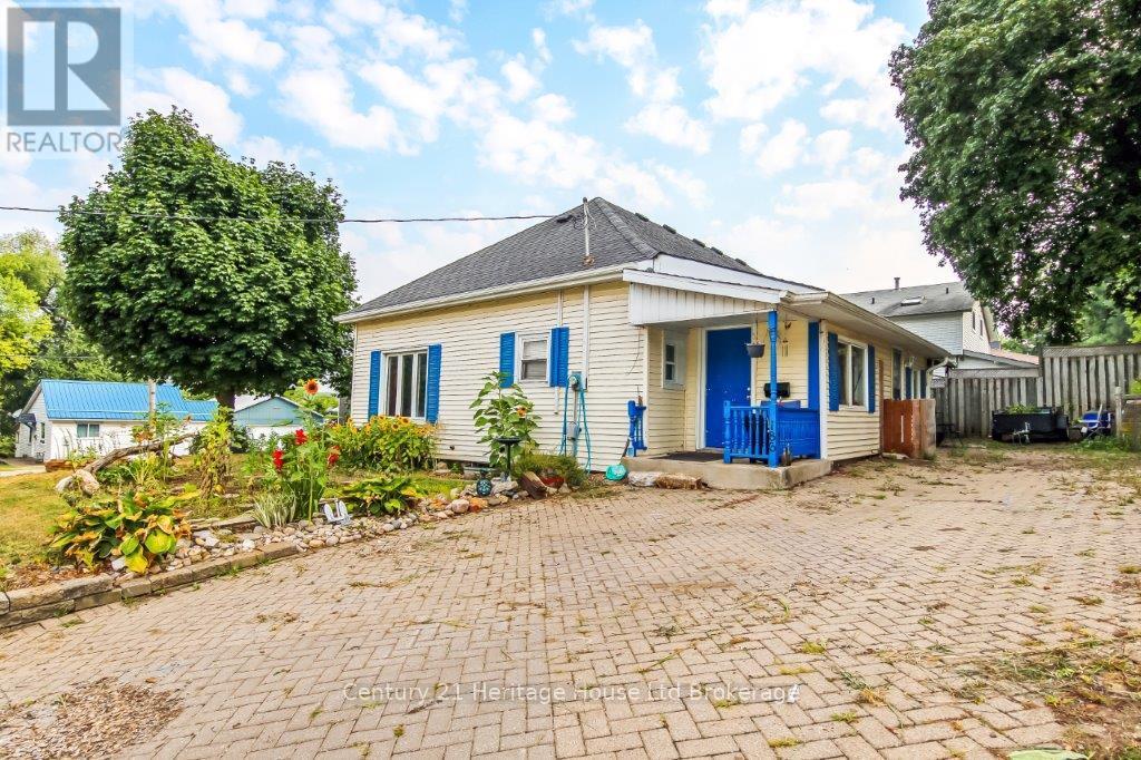 186 CHARLES STREET E, Ingersoll (Ingersoll - South)