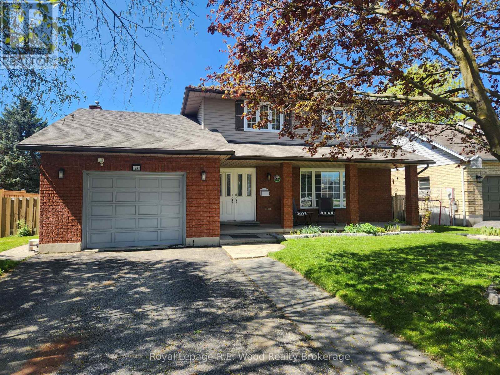 98 ALLEN STREET, Tillsonburg