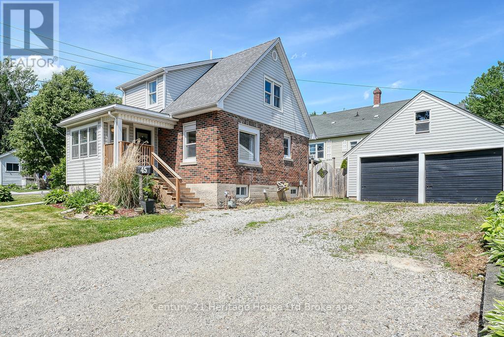 45 SOUTH STREET S, Woodstock (Woodstock - South)