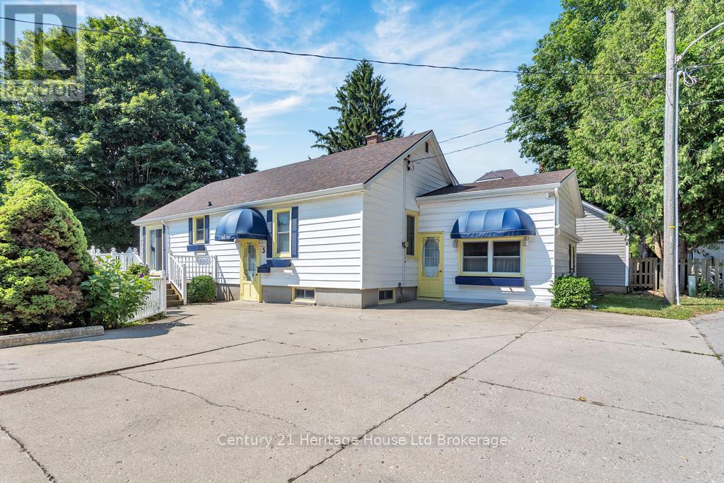 5 PARK AVENUE, Tillsonburg