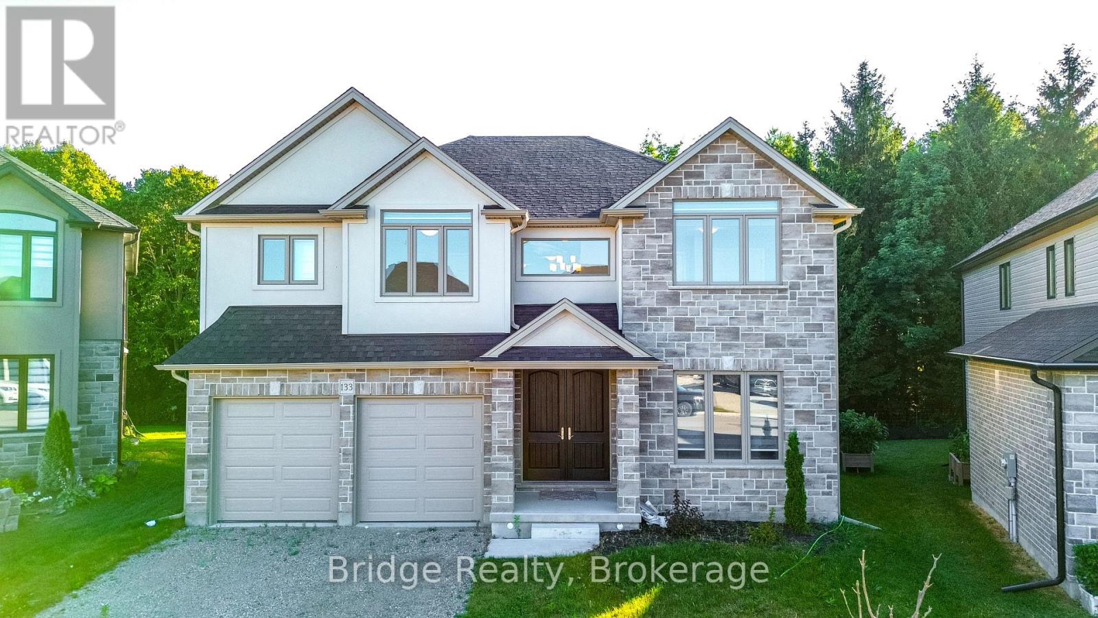 133 BIRDIE COURT E, Woodstock (Woodstock - North)