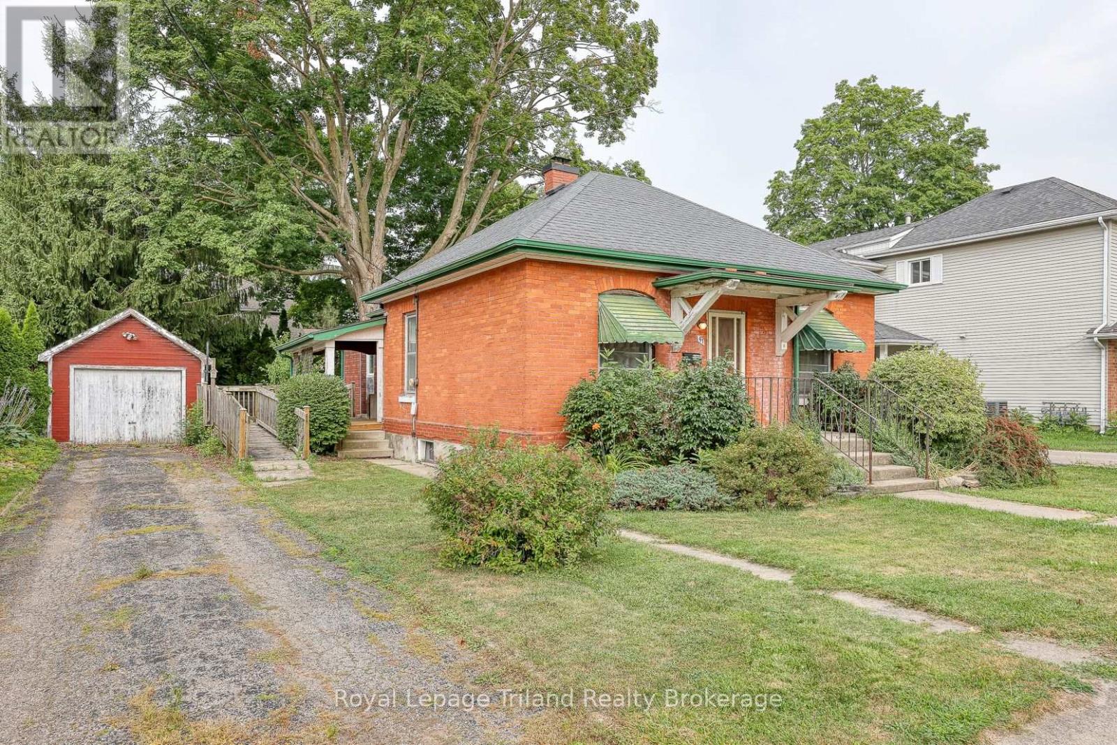 91 WINNIETT STREET, Woodstock (Woodstock - North)