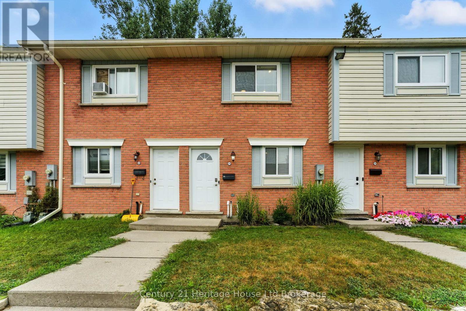 25 - 141 BAY STREET, Woodstock (Woodstock - South)