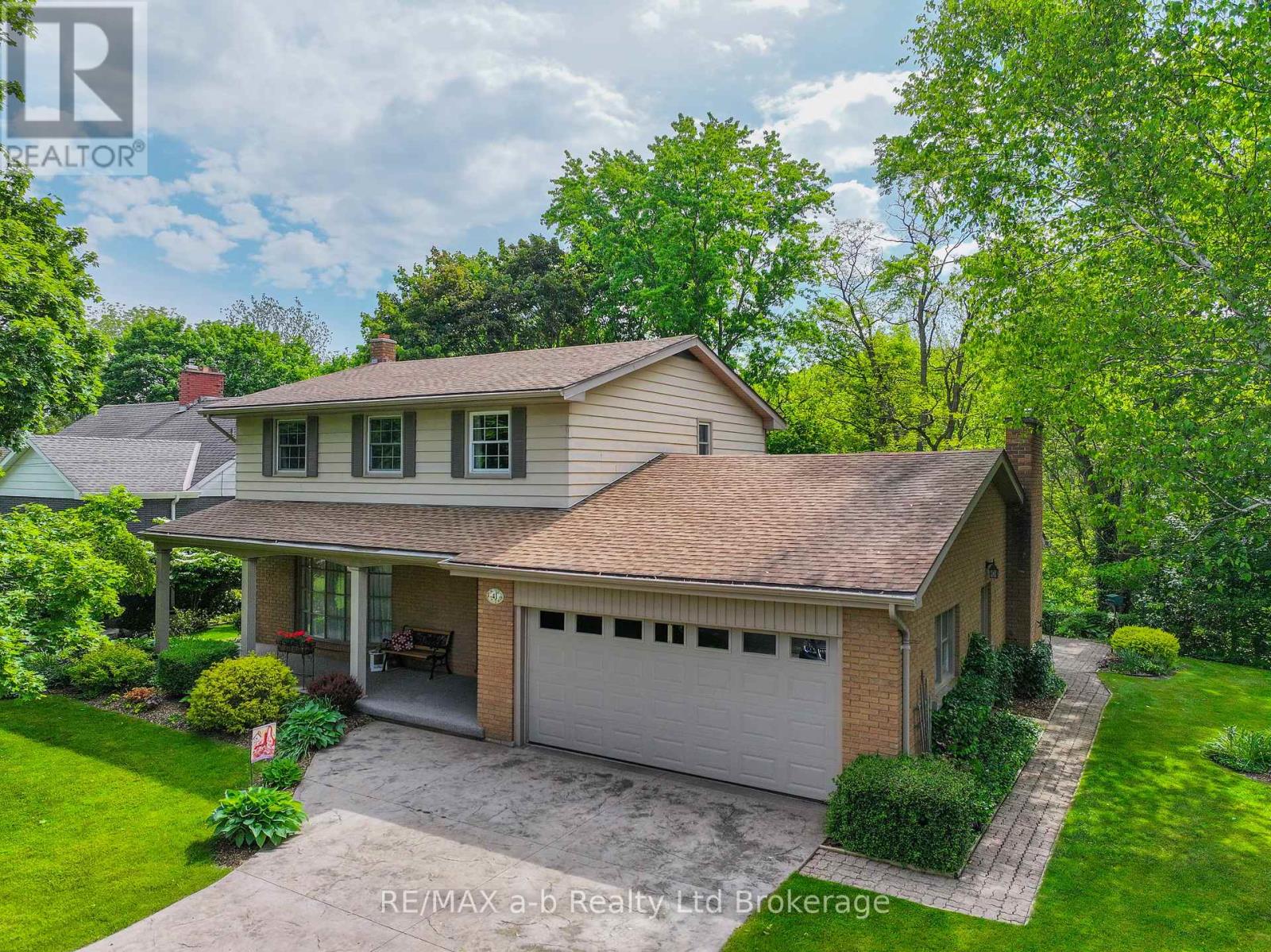 41 PARKWOOD DRIVE, Tillsonburg