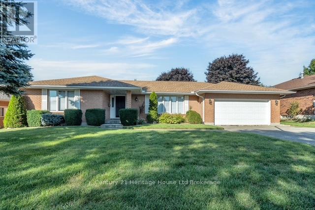 5 THOMAS AVENUE, Tillsonburg
