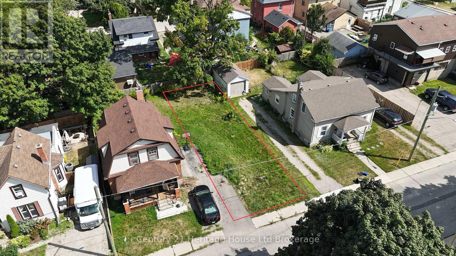 77 METCALF STREET, Woodstock (Woodstock - South)