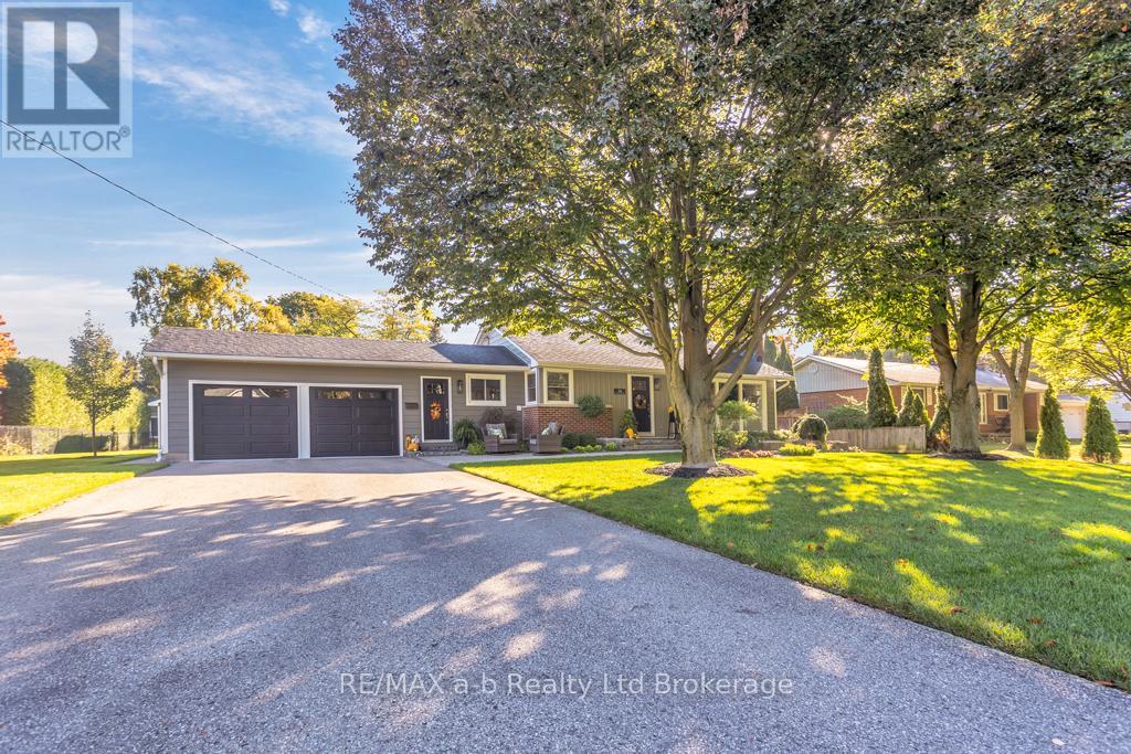 16 CHARLOTTE AVENUE, Tillsonburg