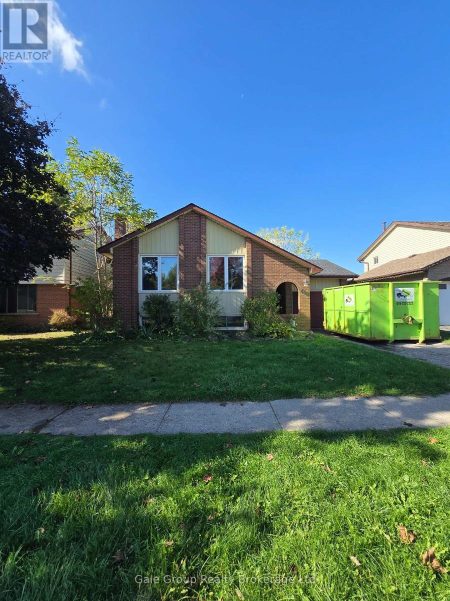 408 MANITOBA ROAD, Woodstock (Woodstock - South)