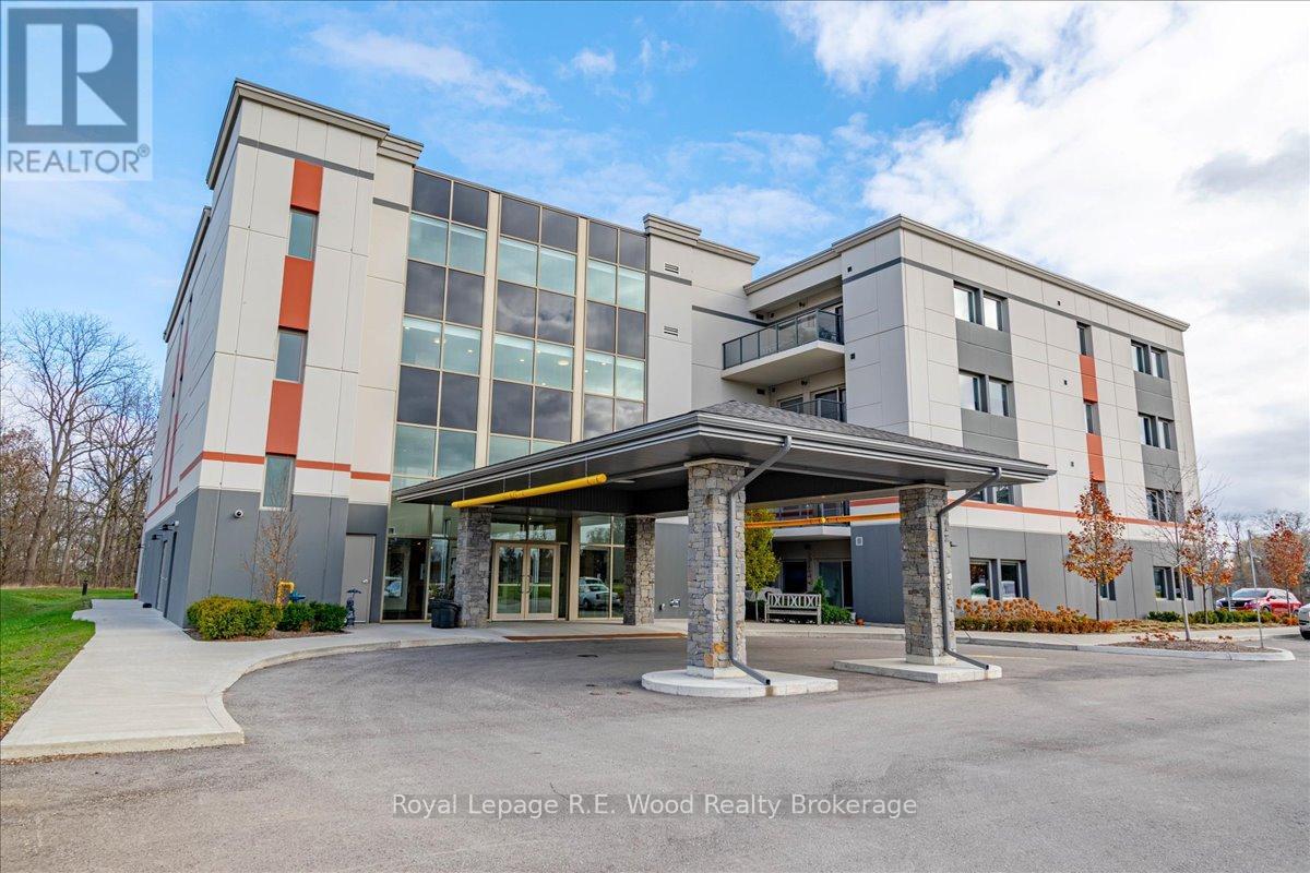 311 - 8 CENTRE STREET, Norwich (Norwich Town)