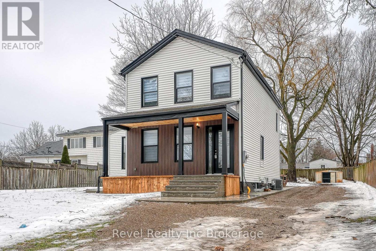 241 CHARLES STREET W, Ingersoll (Ingersoll - South)