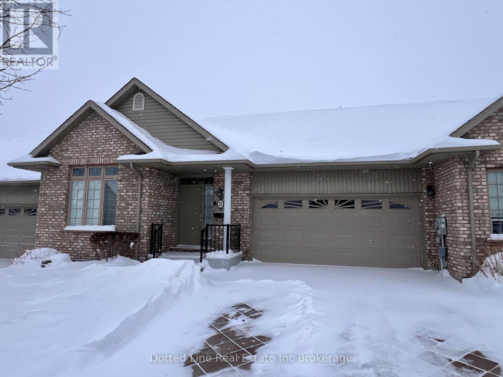 25 - 500 LAKEVIEW DRIVE, Woodstock (Woodstock - North)