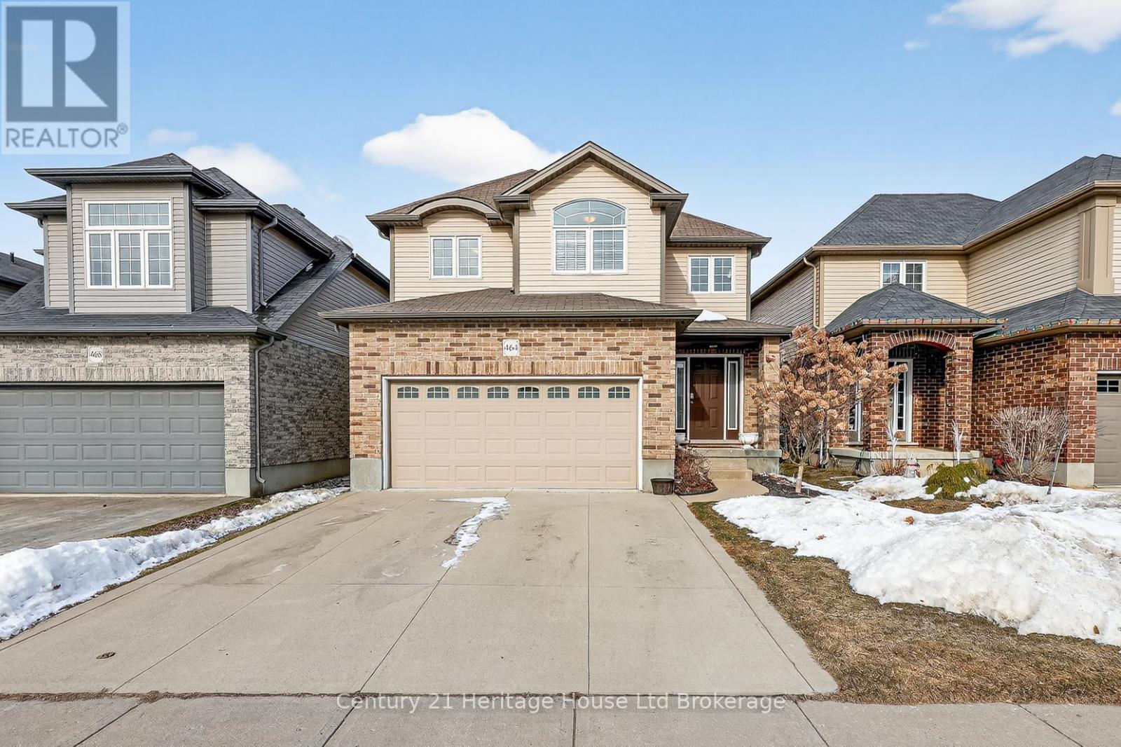 464 CHAMPLAIN AVENUE, Woodstock (Woodstock - South)