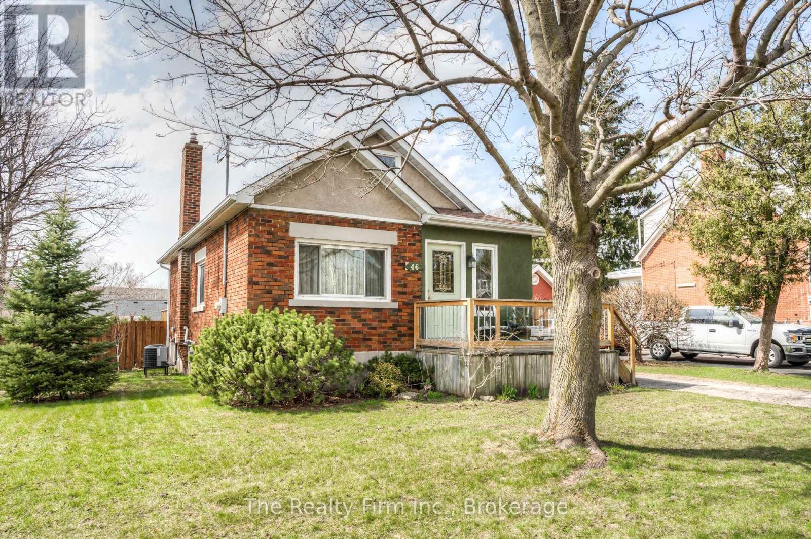 46 2 AVENUE, Kitchener