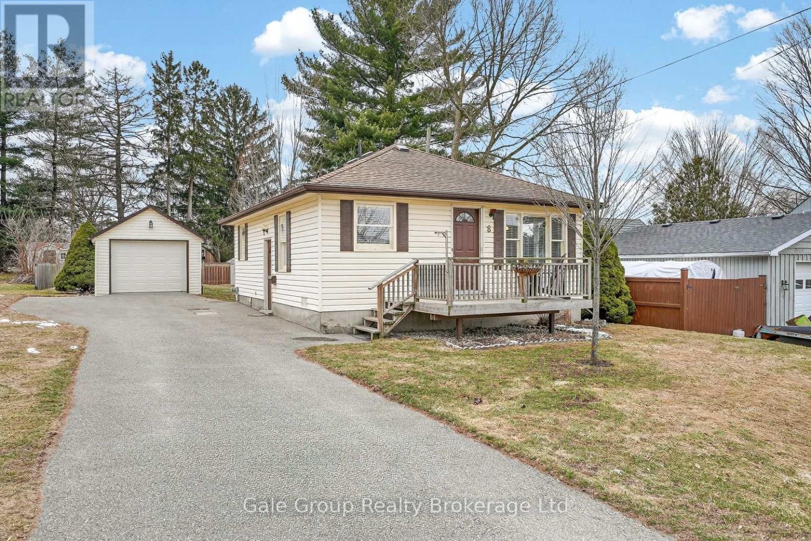 8 WILLIAM STREET, South-West Oxford (Dorland Subdivision)