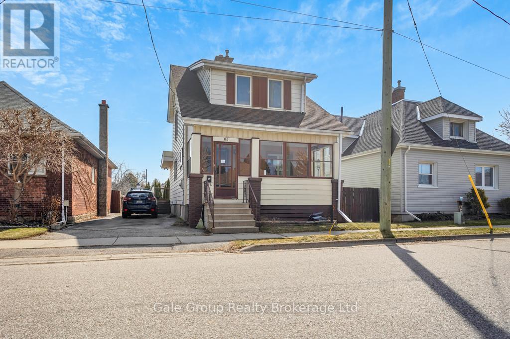 52 BISHOP STREET, Brantford