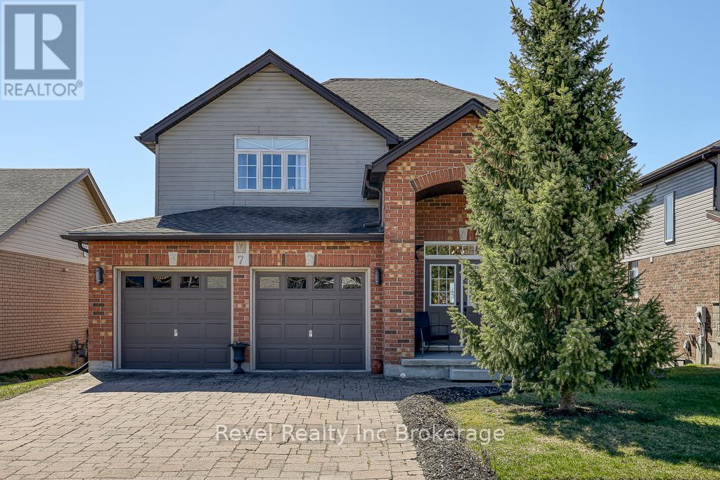 7 WOODHATCH CRESCENT, Ingersoll (Ingersoll - North)