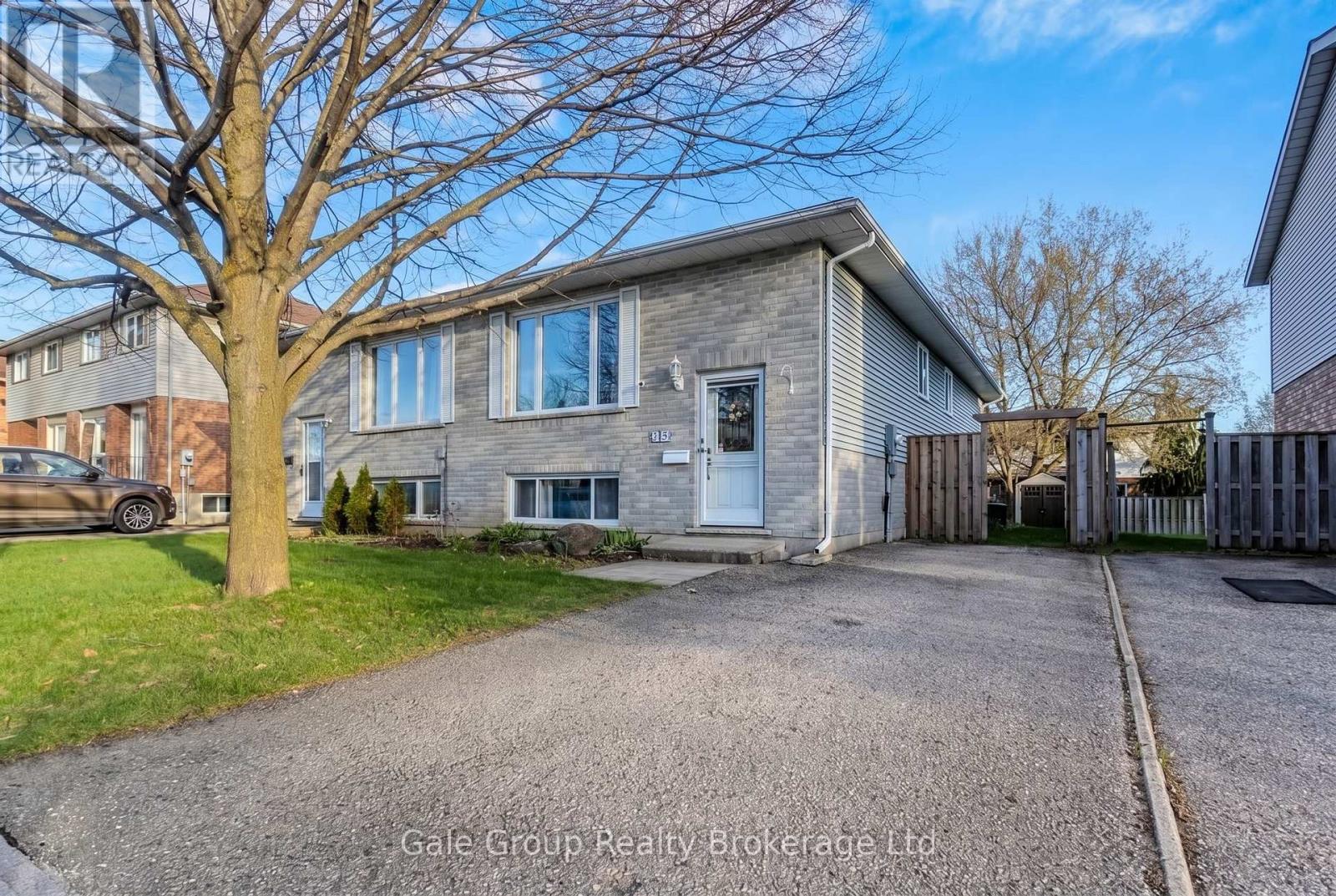 1132 PEARSON DRIVE, Woodstock (Woodstock - North)