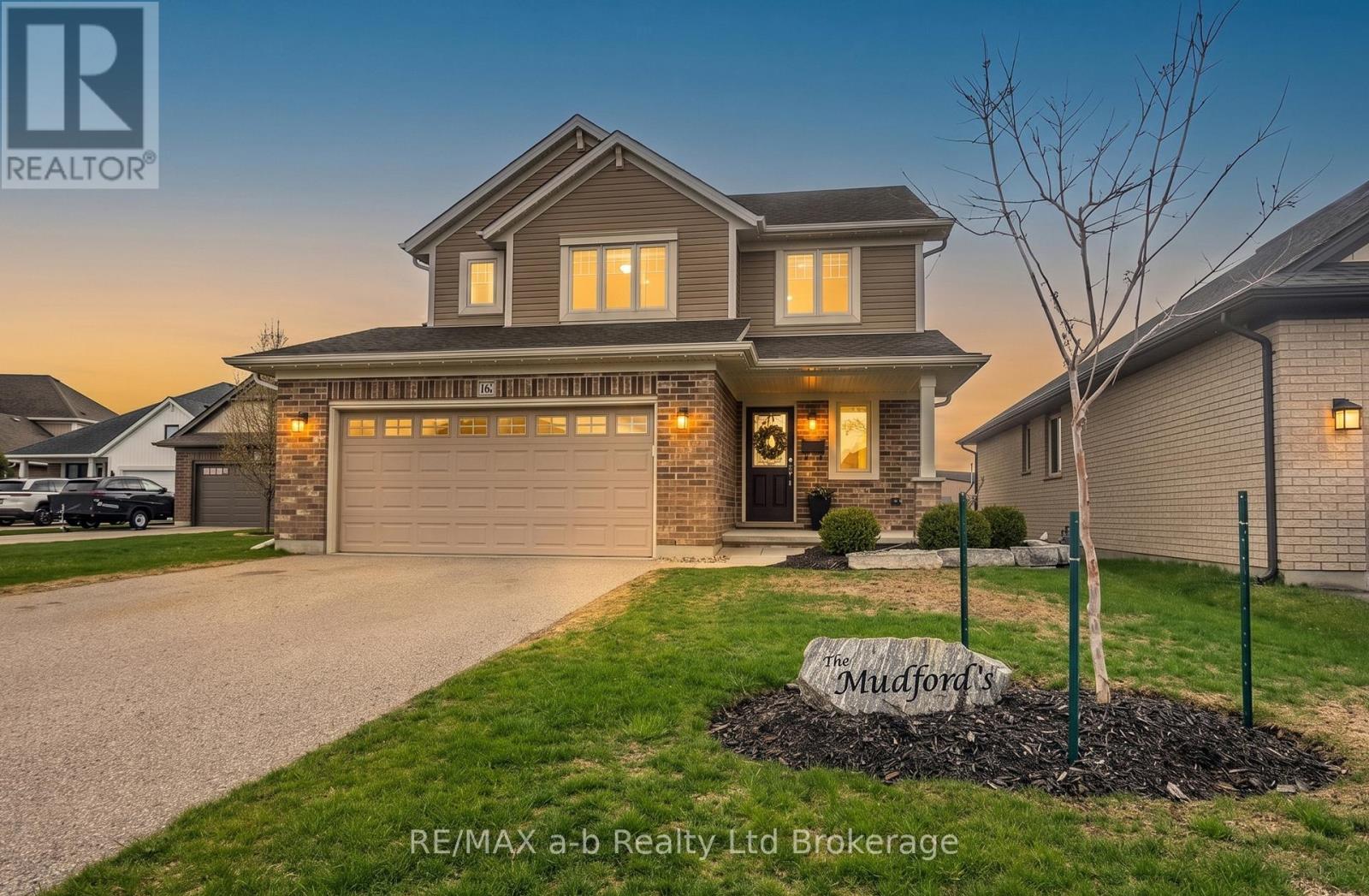 16 NANCY COURT, Tillsonburg