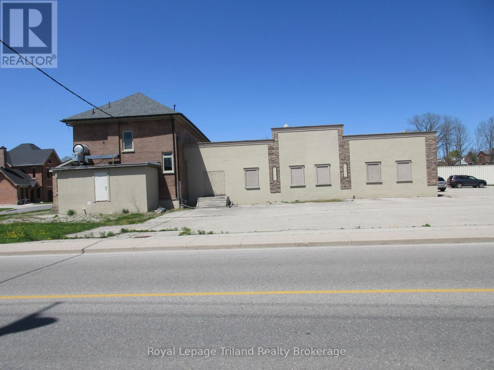 95 VICTORIA STREET S, Woodstock (Woodstock - South)