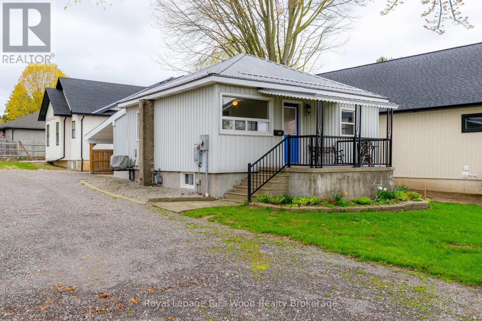 22 NORTH STREET E, Tillsonburg