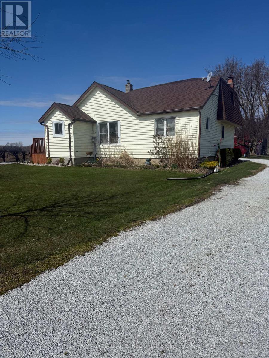 23482 QUEENS LINE, West Elgin