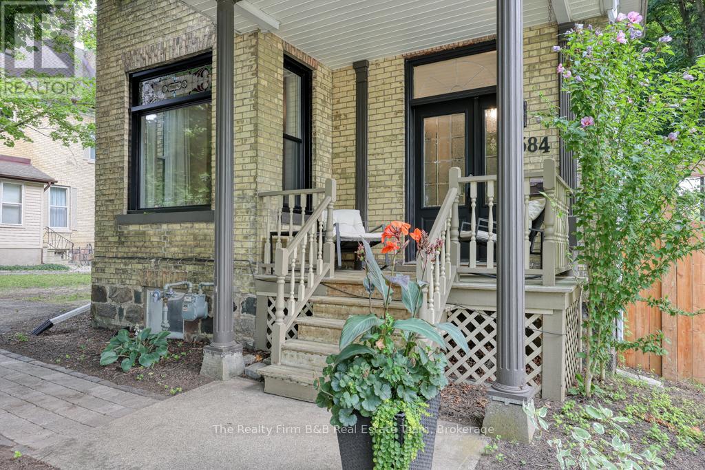 584 GRANT STREET, Woodstock (Woodstock - North)
