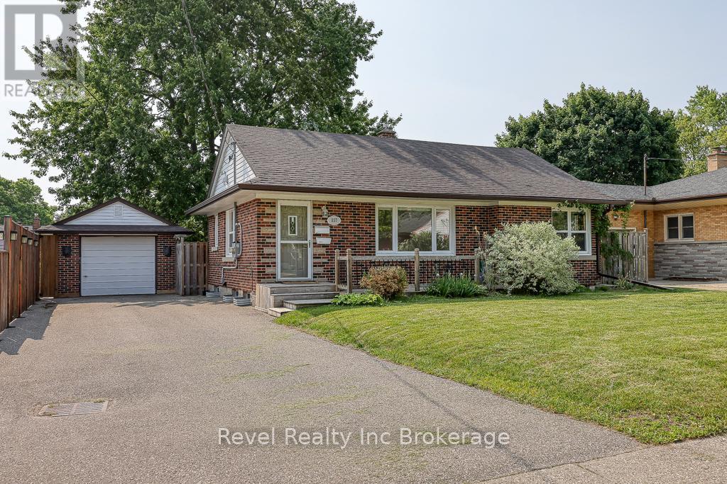 157 NINTH AVENUE, Kitchener