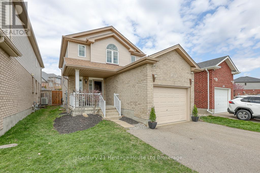 1079 MARQUETTE DRIVE, Woodstock