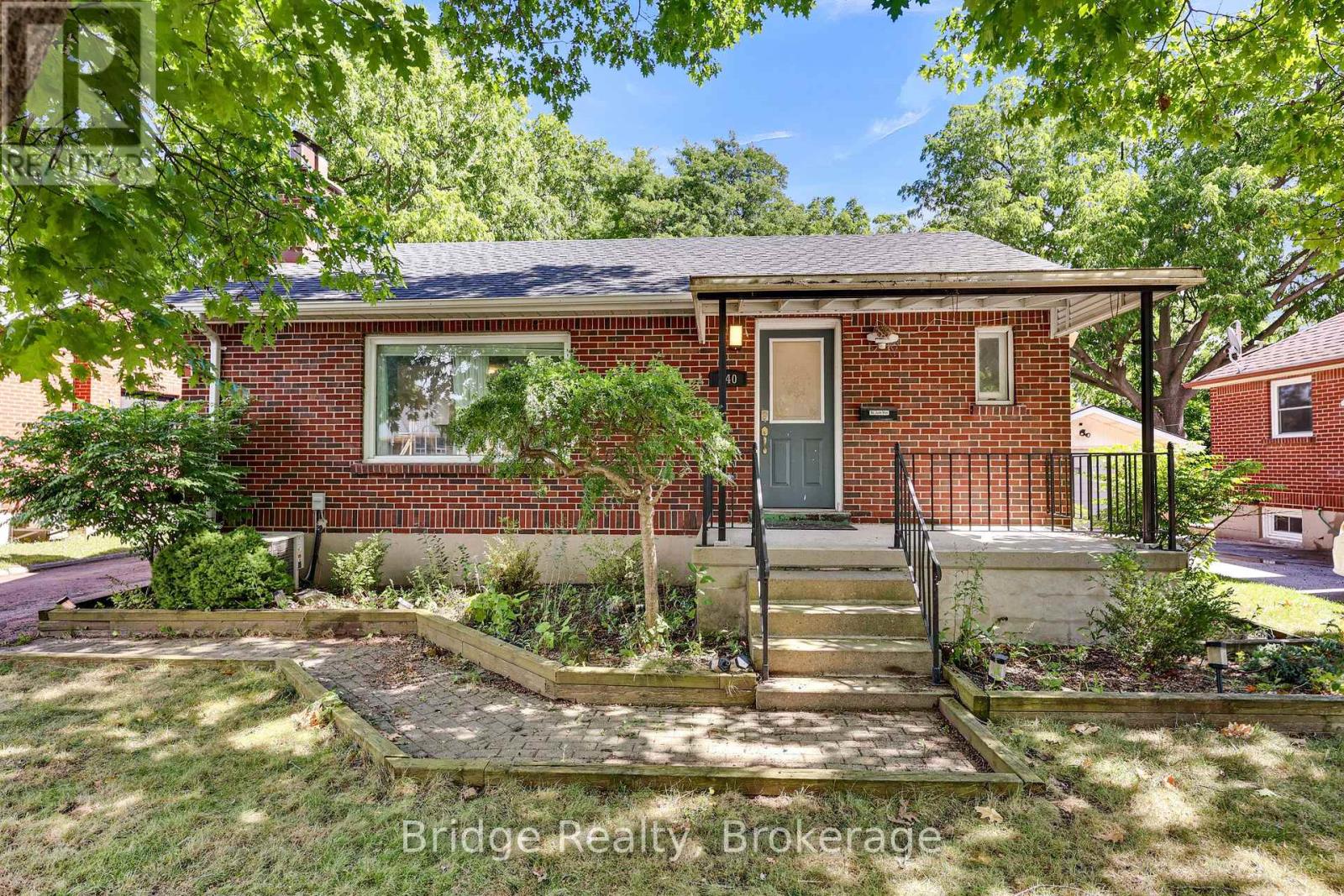 440 PATERSON AVENUE, London East (East H)
