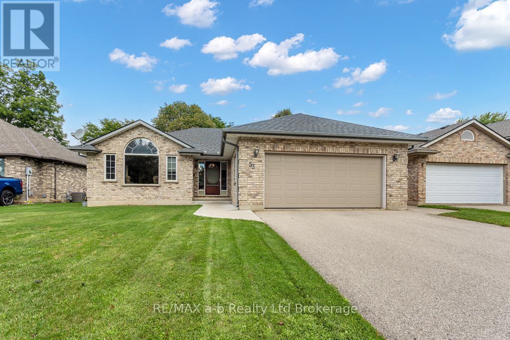 53 WOODLAND CRESCENT, Tillsonburg