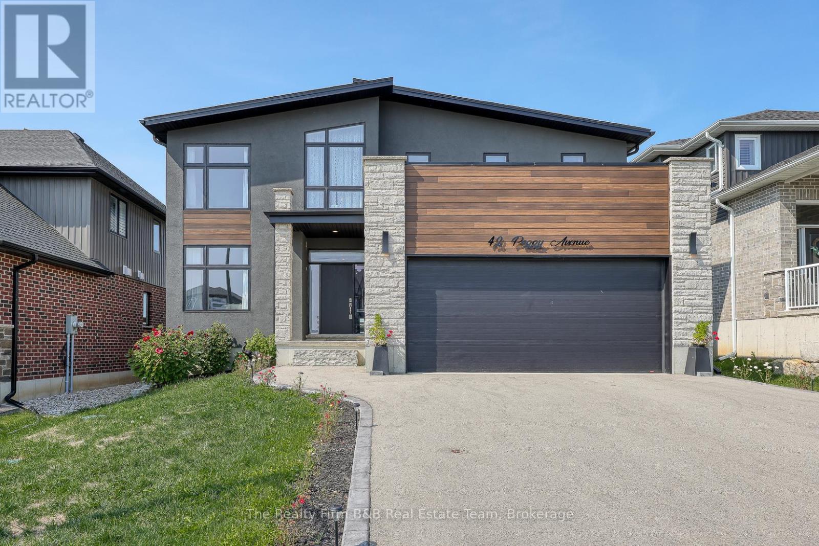 42 PEGGY AVENUE, South-West Oxford (Mount Elgin)