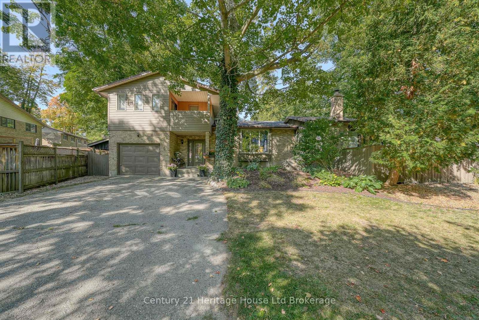 248 VANSITTART AVENUE, Woodstock (Woodstock - North)