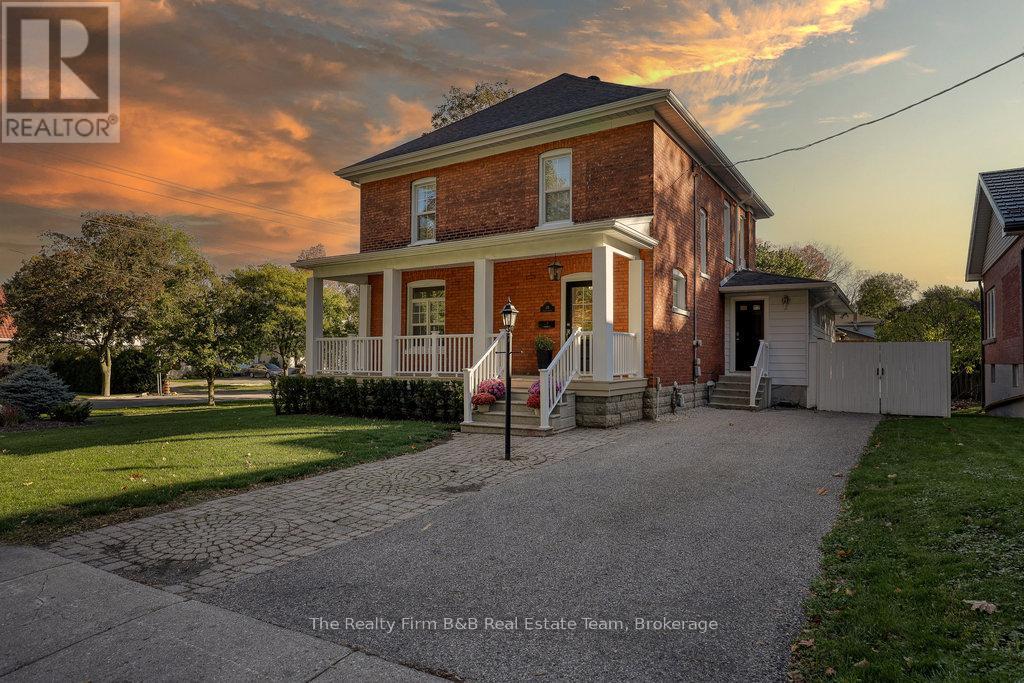 174 LIGHT STREET, Woodstock (Woodstock - North)