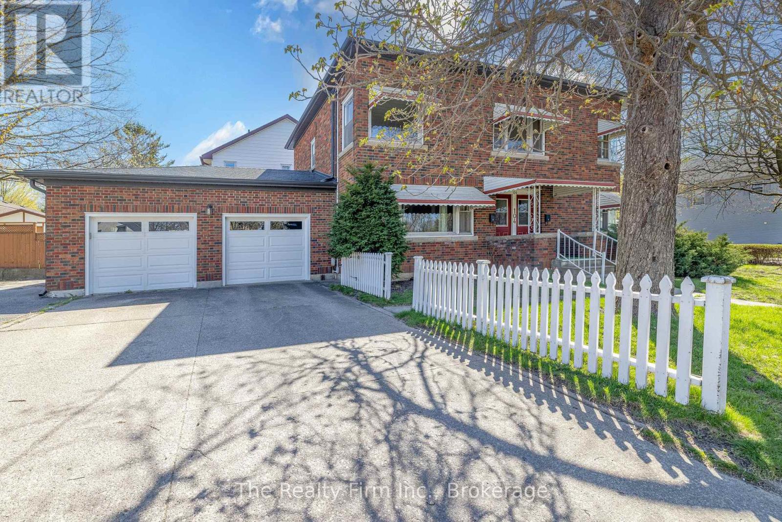104 OXFORD STREET, Woodstock (Woodstock - North)