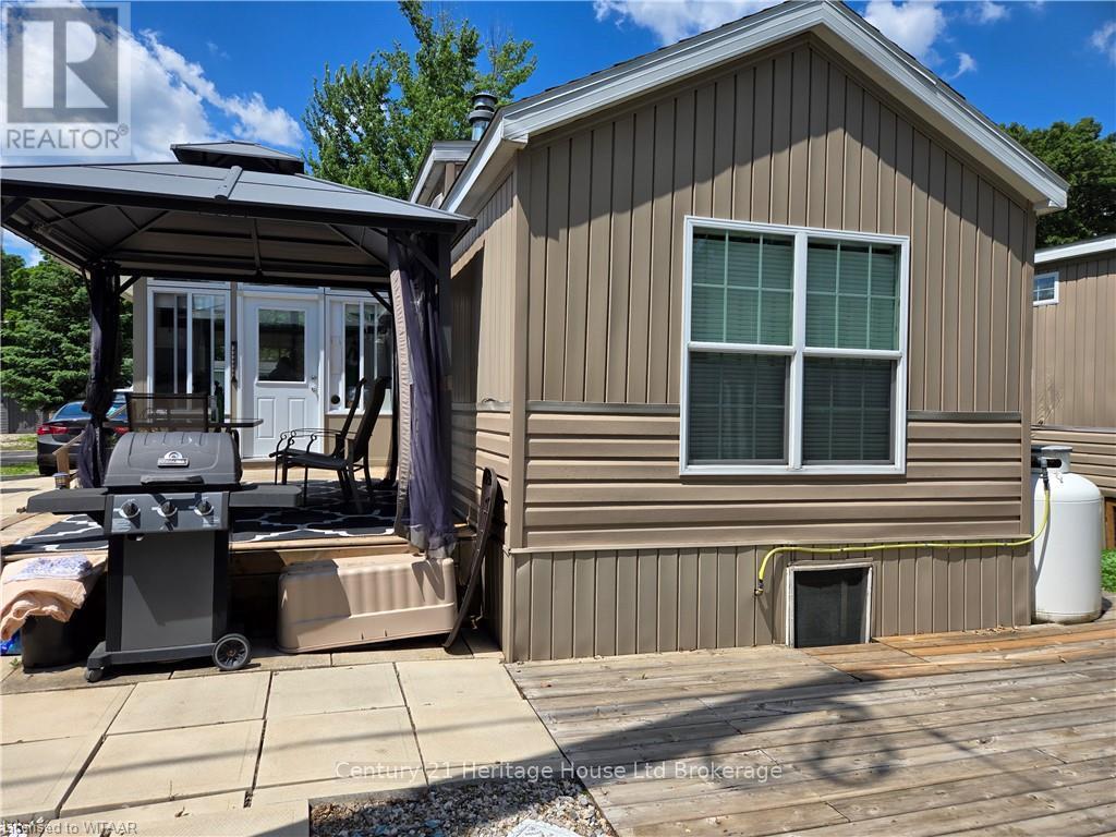 54 - 296 WEST QUARTER TOWN LI ROAD, Brant (Brantford Twp)