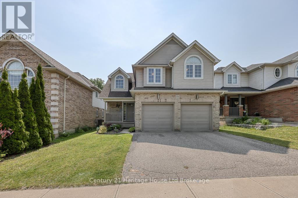 236 DOON SOUTH DRIVE, Kitchener