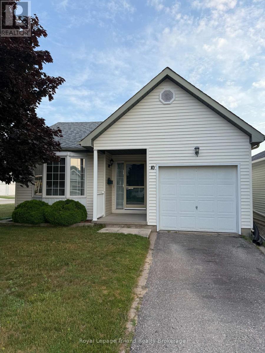 10 ARMSTRONG DRIVE, Tillsonburg