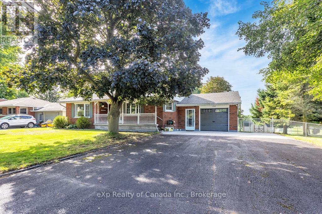 154 MAIN STREET, Norfolk (Courtland)