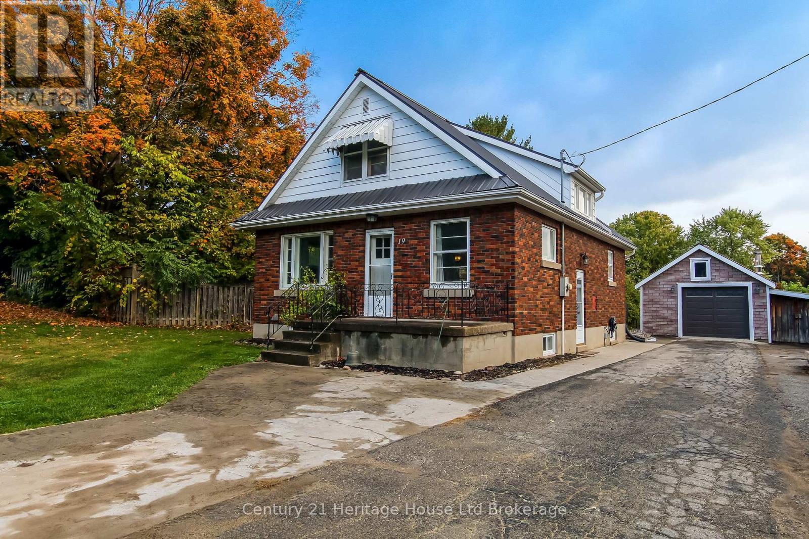 19 KING STREET, South-West Oxford (Beachville)