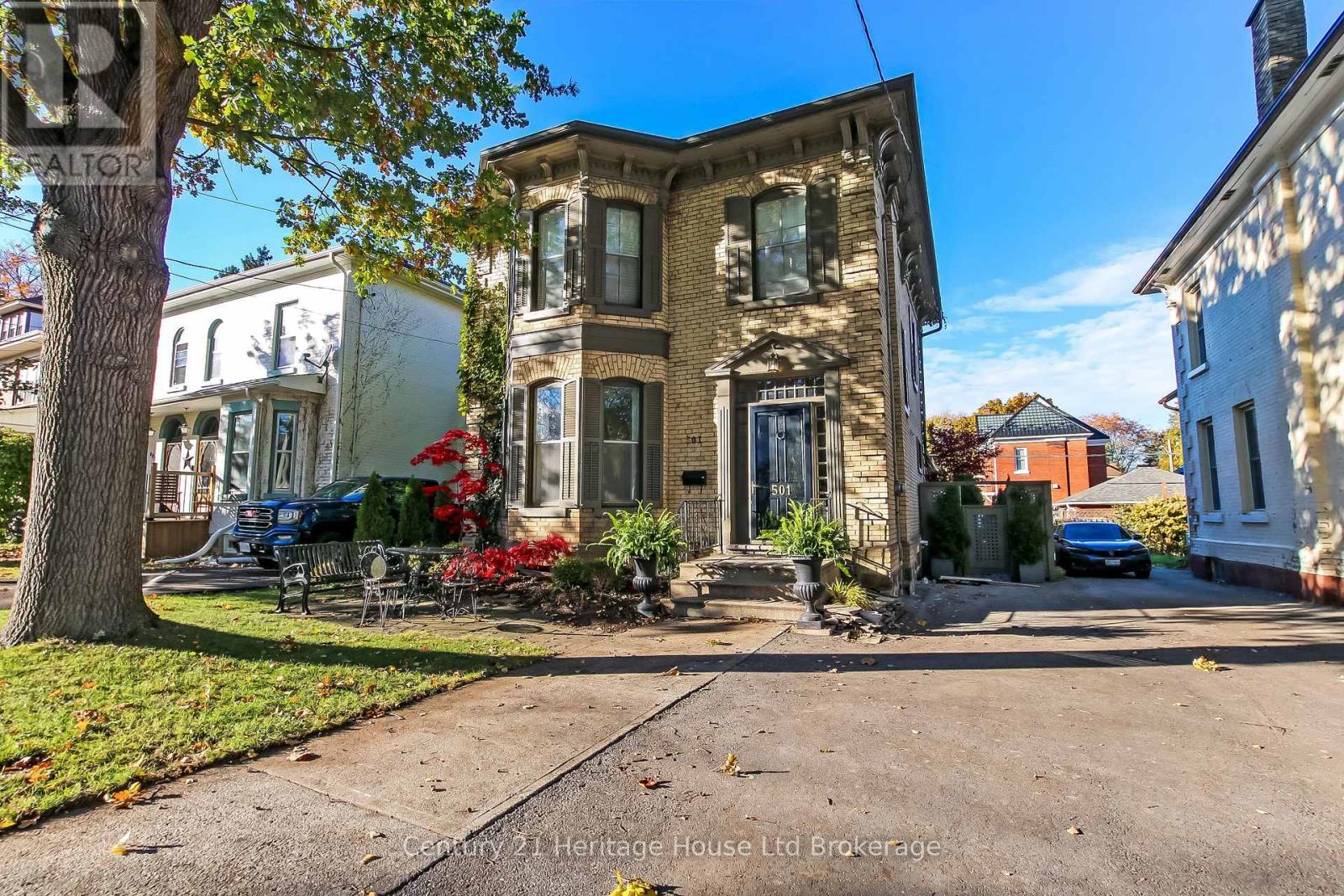 501 GEORGE STREET, Woodstock (Woodstock - North)