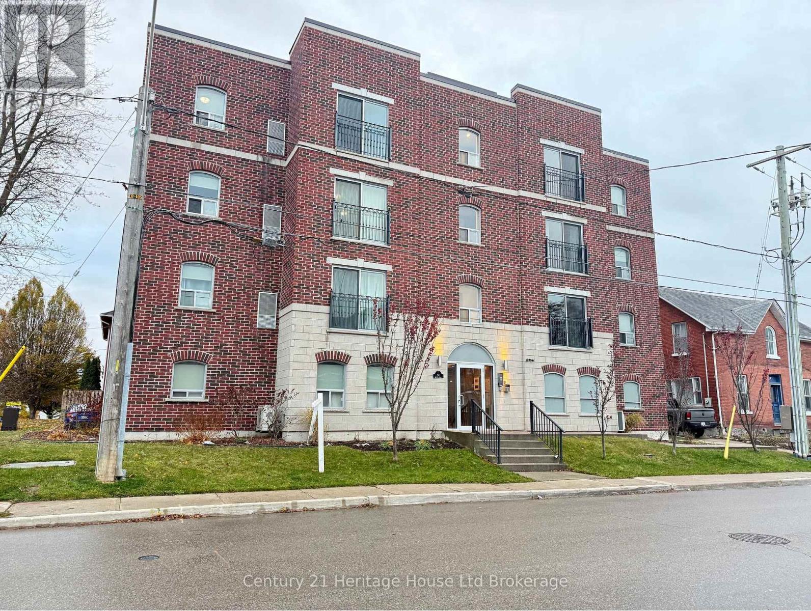 201 - 34 BROCK STREET, Woodstock (Woodstock - South)