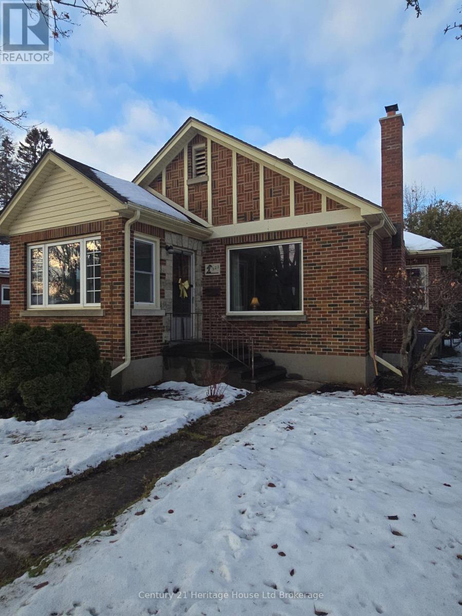 523 QUINTIN PLACE, Woodstock (Woodstock - North)