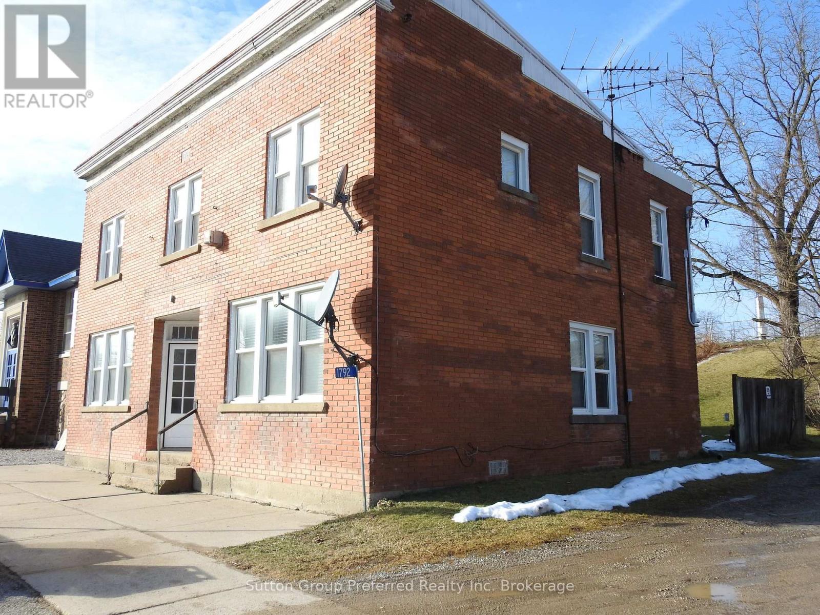 1792 LONGWOODS ROAD, Southwest Middlesex (Wardsville)