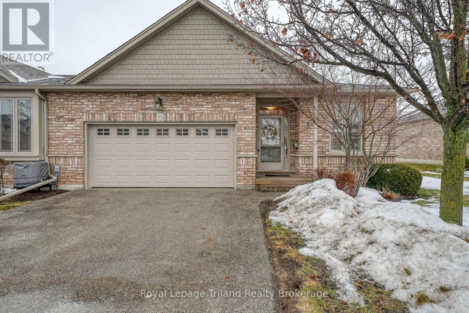 54 - 570 SPITFIRE STREET, Woodstock (Woodstock - North)