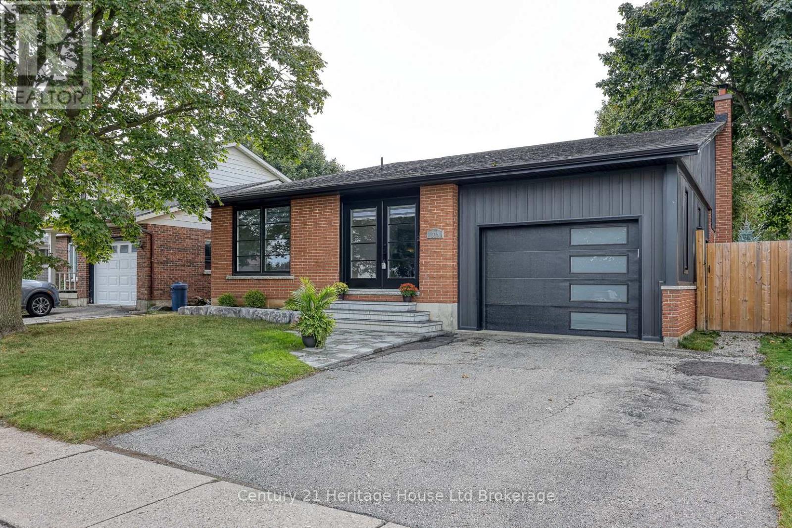 275 CARTIER DRIVE N, Woodstock (Woodstock - North)