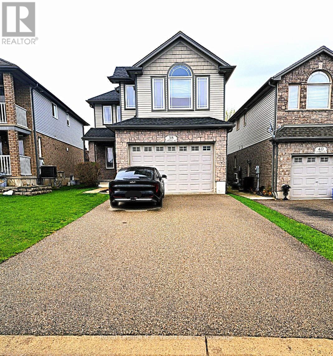 38 LANGRELL AVENUE, Tillsonburg