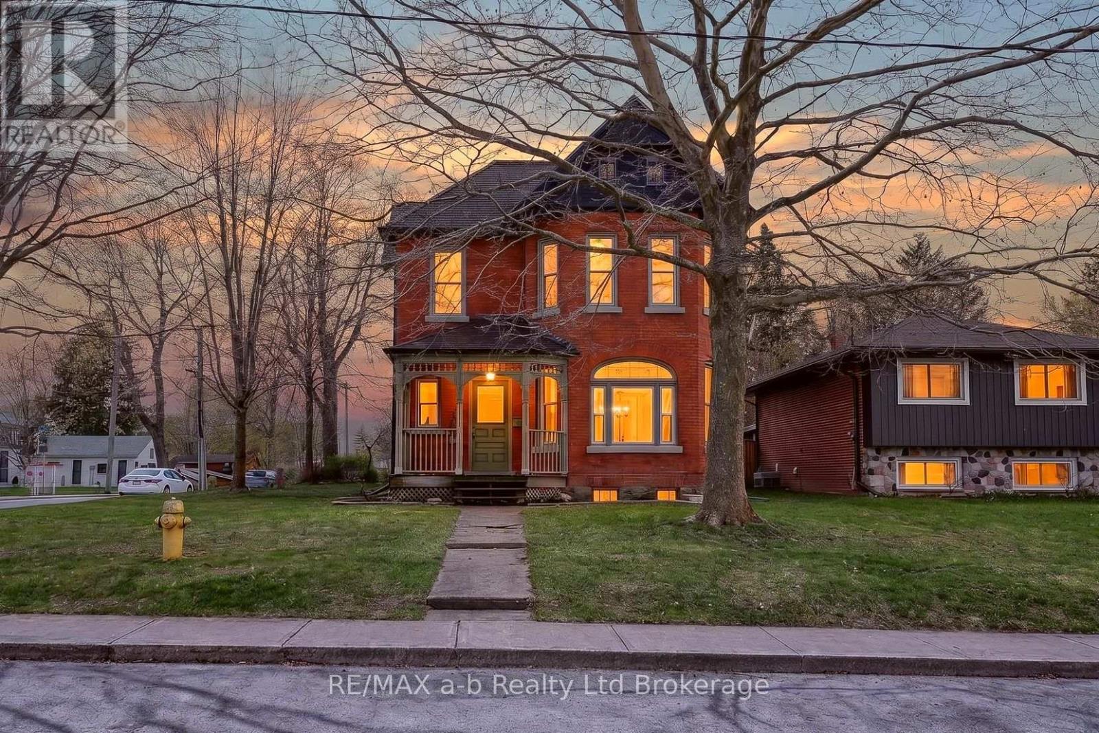 269 GRAHAM STREET, Woodstock (Woodstock - North)