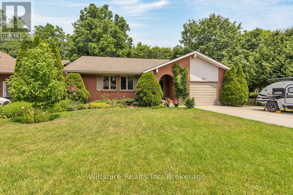 27 CLEAR VALLEY DRIVE, Tillsonburg