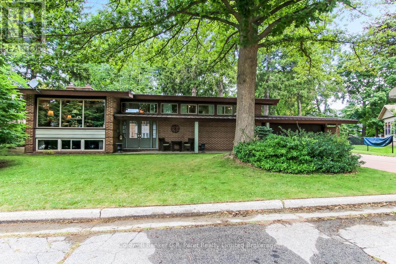 7 & 9 LISGAR COURT, Tillsonburg