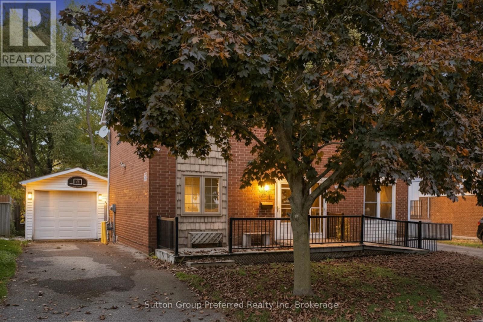 134 KEATS DRIVE, Woodstock (Woodstock - South)